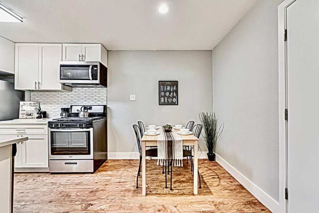 New - Near Deep Ellum + Downtown Dallas Flat Екстер'єр фото