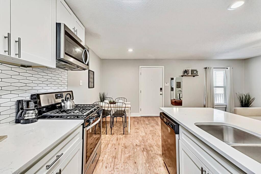 New - Near Deep Ellum + Downtown Dallas Flat Екстер'єр фото
