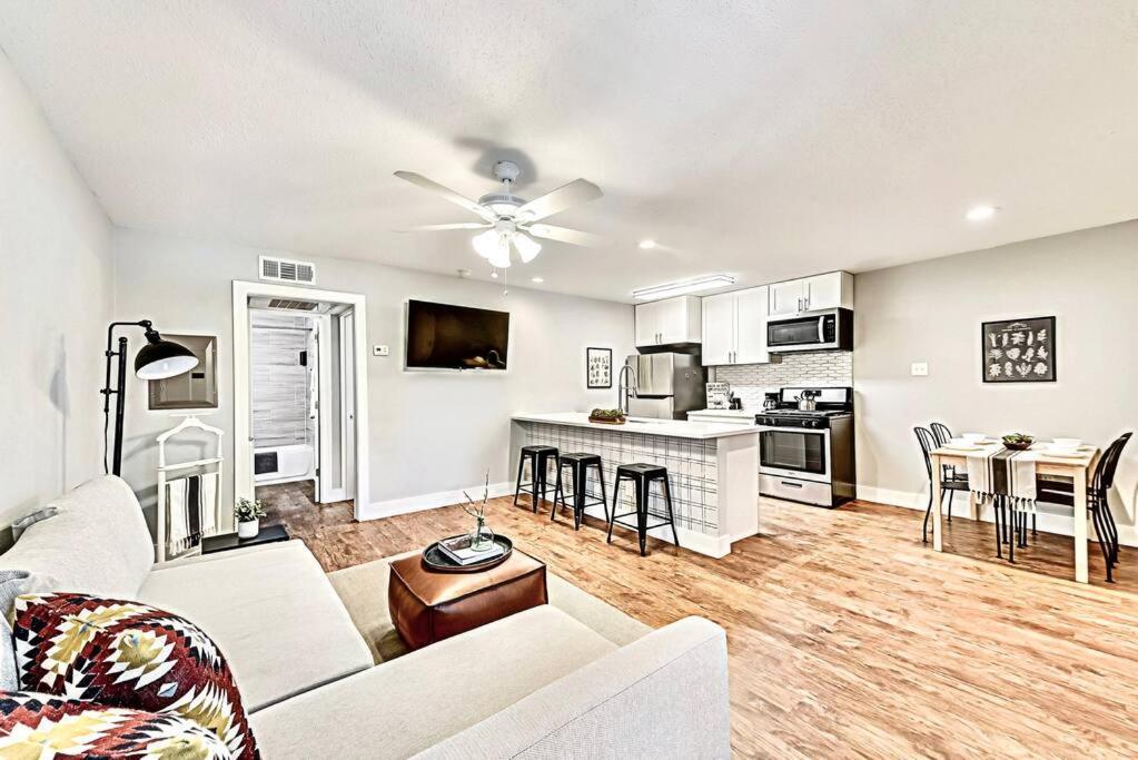 New - Near Deep Ellum + Downtown Dallas Flat Екстер'єр фото
